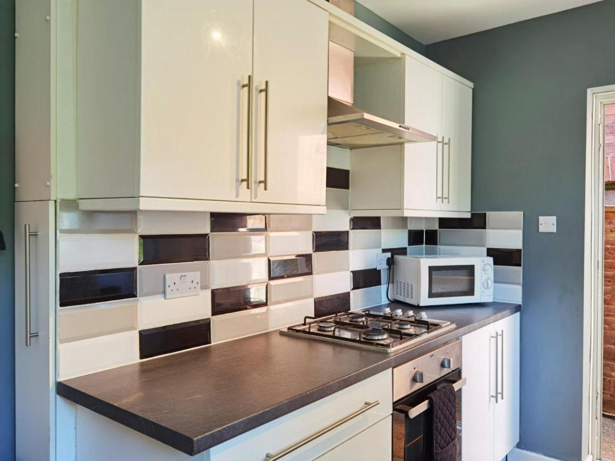 Perry Road, Beautiful Large House Available For Guests And Contractors Parking Wifi Βίλα Νότιγχαμ Εξωτερικό φωτογραφία