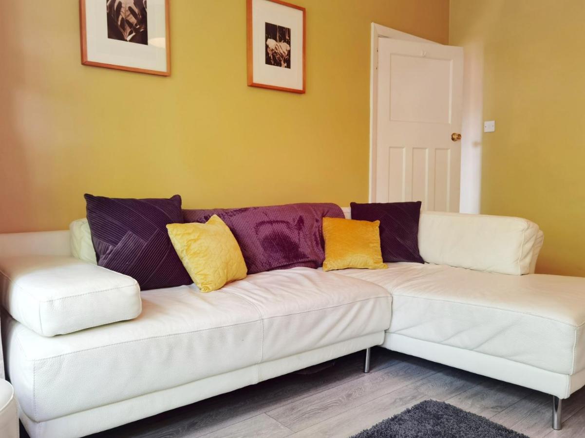 Perry Road, Beautiful Large House Available For Guests And Contractors Parking Wifi Βίλα Νότιγχαμ Εξωτερικό φωτογραφία