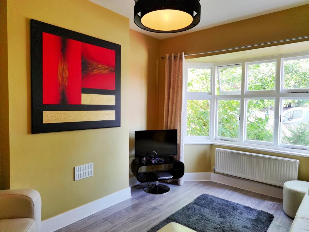 Perry Road, Beautiful Large House Available For Guests And Contractors Parking Wifi Βίλα Νότιγχαμ Εξωτερικό φωτογραφία