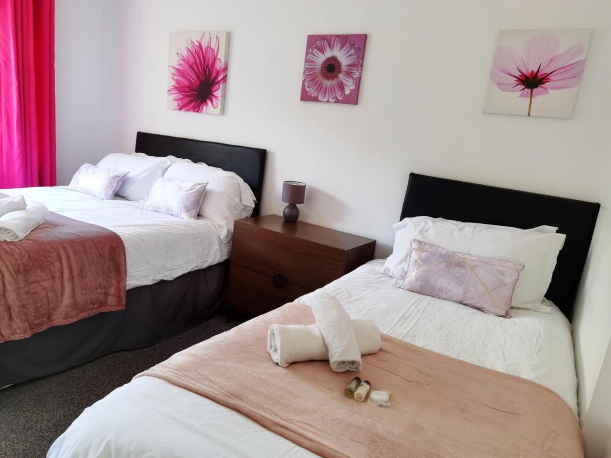 Perry Road, Beautiful Large House Available For Guests And Contractors Parking Wifi Βίλα Νότιγχαμ Εξωτερικό φωτογραφία
