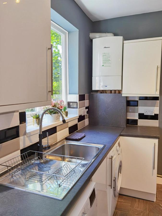 Perry Road, Beautiful Large House Available For Guests And Contractors Parking Wifi Βίλα Νότιγχαμ Εξωτερικό φωτογραφία