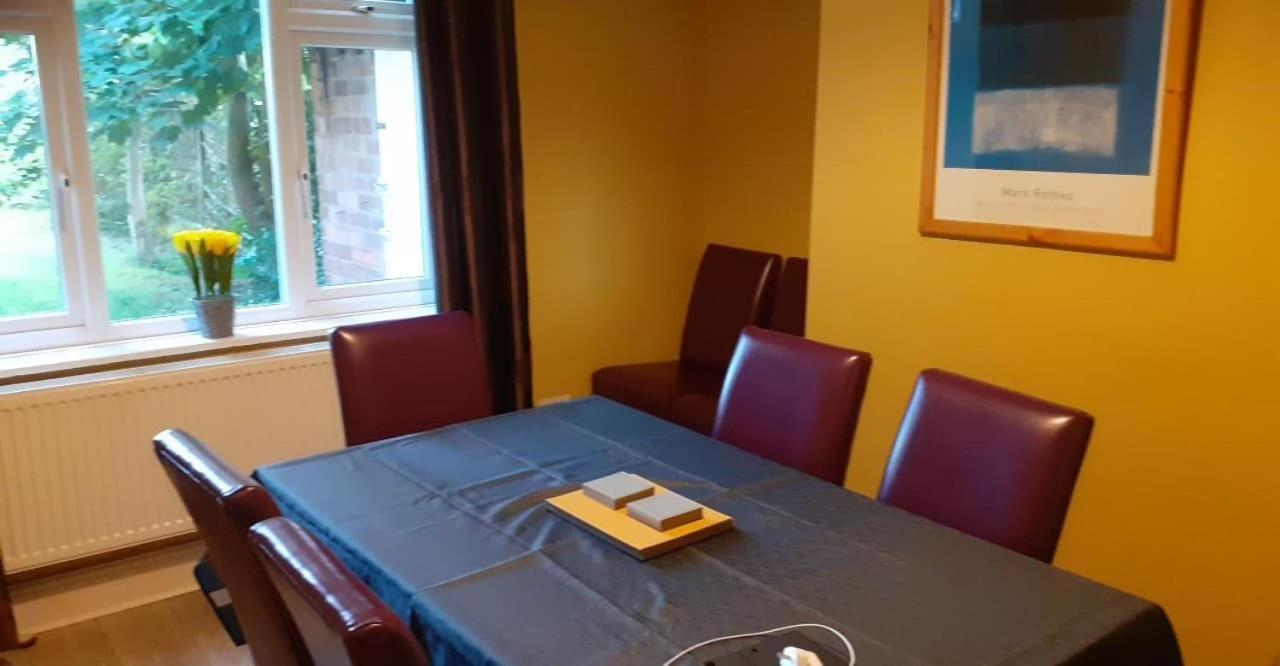 Perry Road, Beautiful Large House Available For Guests And Contractors Parking Wifi Βίλα Νότιγχαμ Εξωτερικό φωτογραφία