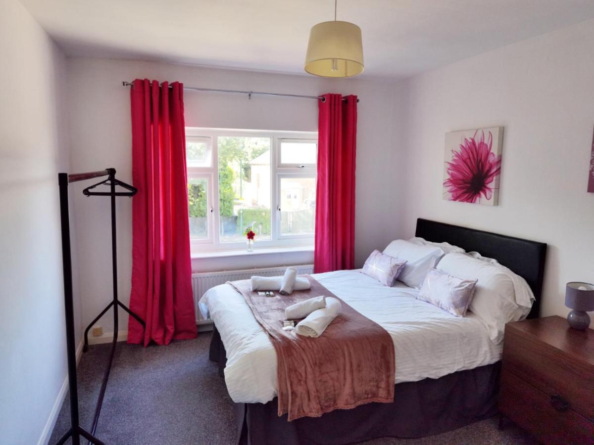 Perry Road, Beautiful Large House Available For Guests And Contractors Parking Wifi Βίλα Νότιγχαμ Εξωτερικό φωτογραφία