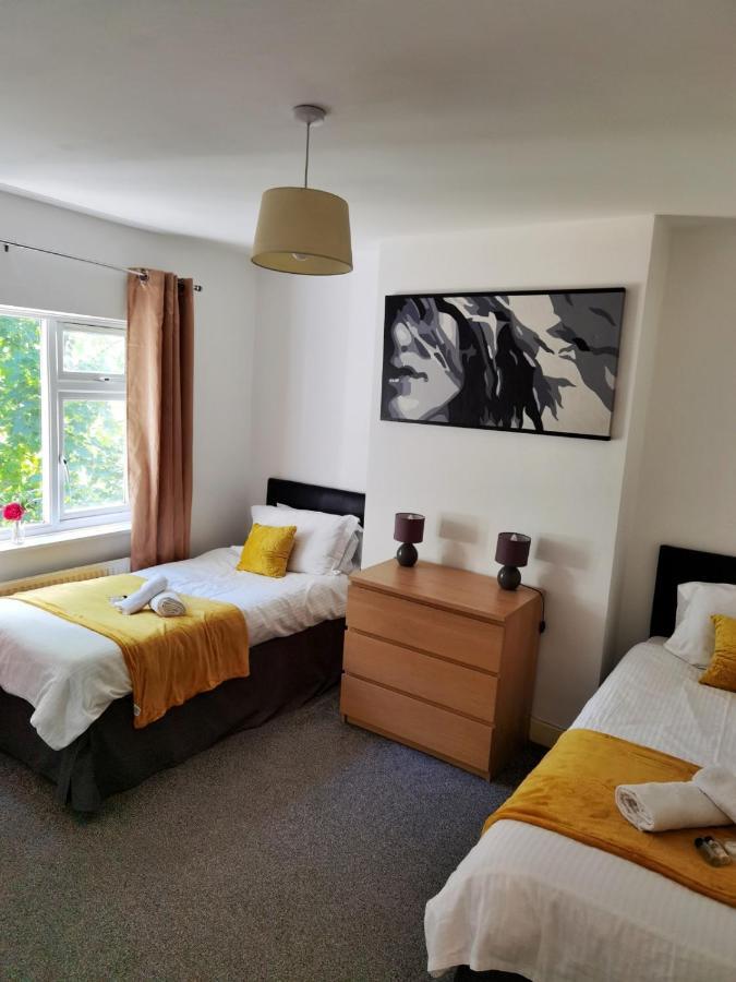 Perry Road, Beautiful Large House Available For Guests And Contractors Parking Wifi Βίλα Νότιγχαμ Εξωτερικό φωτογραφία