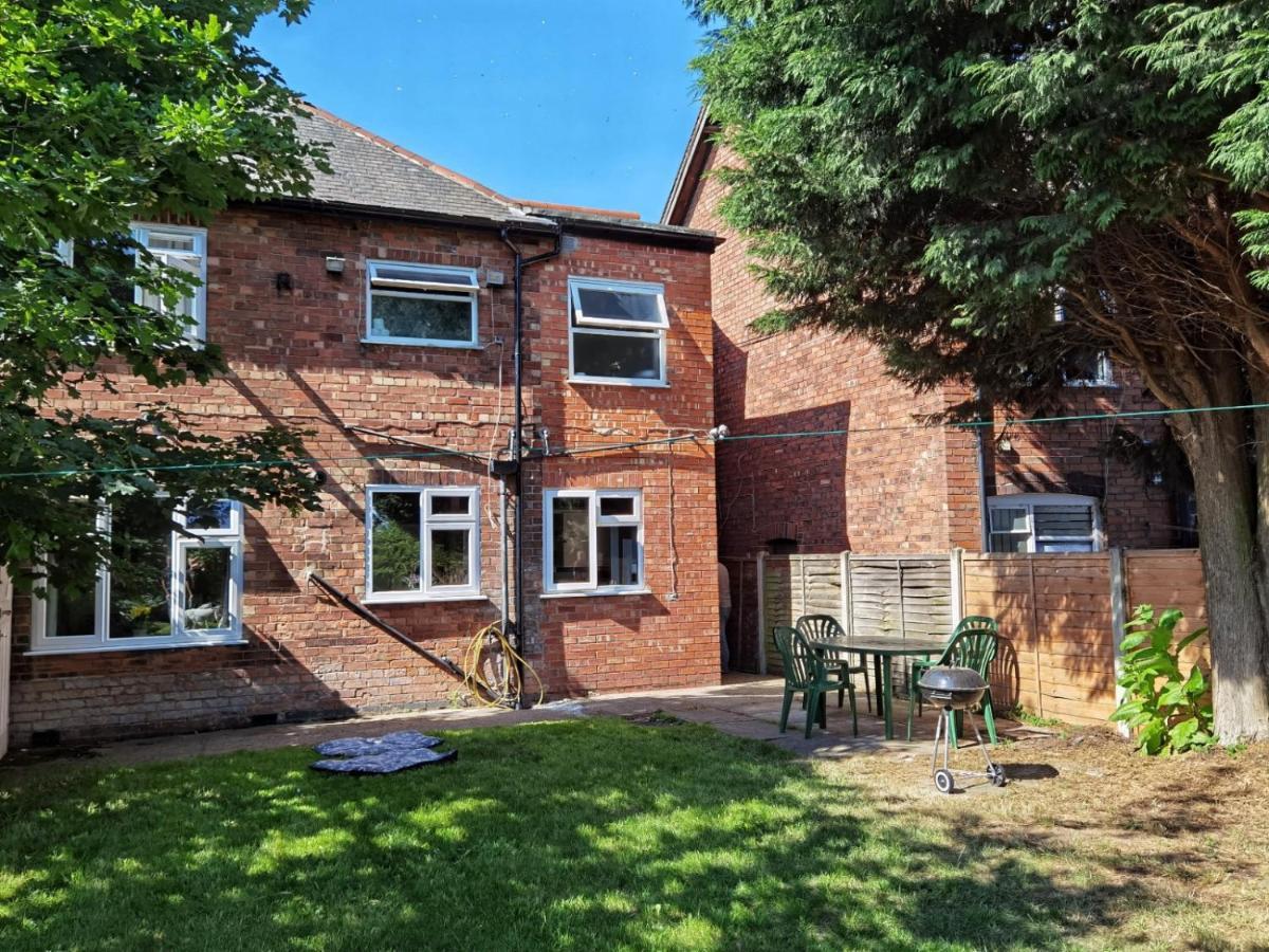 Perry Road, Beautiful Large House Available For Guests And Contractors Parking Wifi Βίλα Νότιγχαμ Εξωτερικό φωτογραφία
